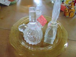 lot 4246 image: 3 Perfume Bottles on sandwich glass