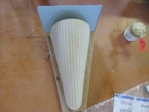 lot 4251 image: Wall Light