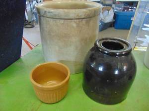 lot 4279 image: Planter - 2 Gallon Crock has small chip in base