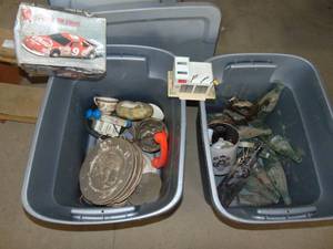lot 4281 image: 3 Tubs of assorted Dishes - Decor - needs cleaned