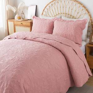 lot 18253 image: HoneiLife Queen Quilt Bedding Set - 3 Piece Microfiber Quilt Sets Lightweight Bedspreads Reversible Coverlets Rustic Bed Cover Floral Bedding Set All Season Quilts-Pink
