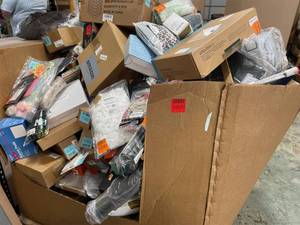 lot 22798 image: Pallet of Not Bid On Items