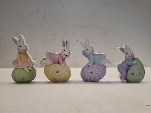 lot 58450 image: Easter Bunny Figurines Set of 4 - Retail $12