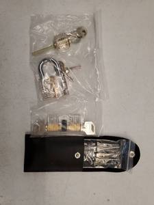 lot 58477 image: Lock Pick Practice Set with Transparent Training Locks - Retail $20