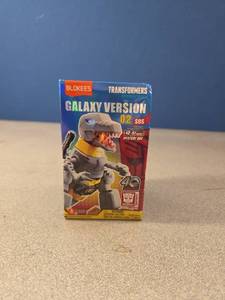 lot 872 image: BLOKEES Transformers Galaxy Version 02 SOS - Retail $38