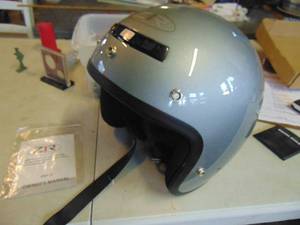 lot 4289 image: Brand new helmet
