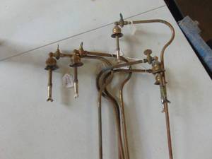 lot 4295 image: Metal Gas Candleholders 
