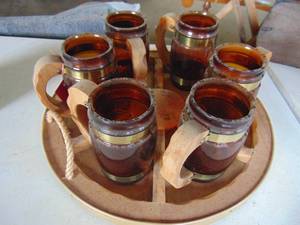 lot 4299 image: Siesta Mugs on Tray