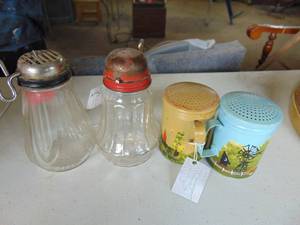 lot 4300 image: Syrup Dispensers and Handpainted Salt and Pepper shakers