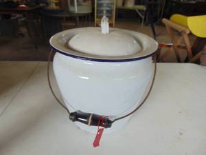 lot 4301 image: Large Enamel Ware Pot with Lid