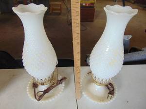 lot 4314 image: Pair of Milk Glass Bedside Lamps