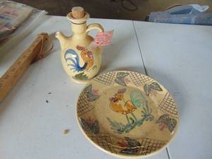 lot 4328 image: Lamas Marked Oil vessel and Plate