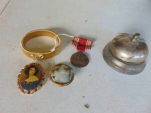 lot 4345 image: Costume Jewelry and Service Bell