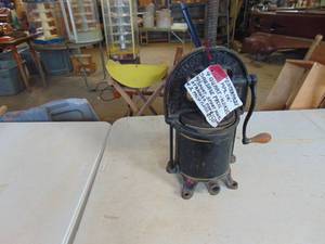 lot 4392 image: Sausage press - appears complete