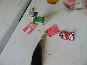 lot 4424 image: Hat Feather - Enamel Dragon - Earings - silver 