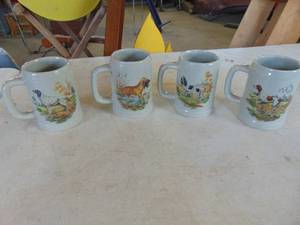 lot 4442 image: McCoy - Dog Themed Mugs