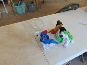 lot 4472 image: Basset Collectibles and Countertop Jar