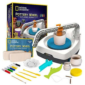 lot 2669 image: NATIONAL GEOGRAPHIC Kids Pottery Wheel&nbsp Complete Pottery Kit for Beginners  Electric Motor  2 lbs. Air Dry Clay  Sculpting Clay Tools  Patented Integrated Arm  Apron &amp More  Great Craft Kit for Kids - Retail $105