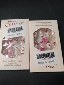 lot 3100 image: 2 pack Nails Color Artificial Nail Set Holiday Design 24 Piece -