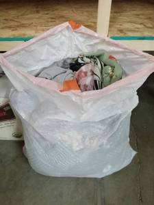 lot 3182 image: Mixed Clothing Bundle - Bag Lot