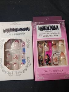 lot 3426 image: Press-On Nails 24pc Lot 2 Sets Medium Nails for Women