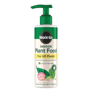 lot 3604 image: Miracle-Gro Indoor Plant Food for All Plants 8oz - Retail $23