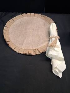 lot 3776 image: Set of 6 Burlap Placemats with Cloth Napkins and Napkin Rings