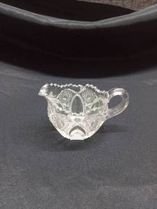 lot 3 image: Crystal Pressed Pattern Creamer - Manganese Glow - Chipped