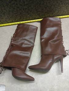 lot 298 image: Brown Knee-High Stiletto Boots with Lace-Up Detail Size 7.5