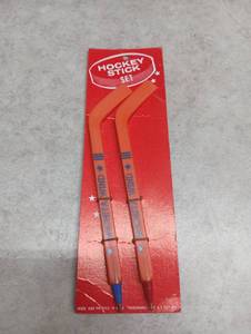 lot 300 image: Wichita Wind Hockey Stick Pen Set