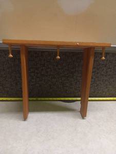 lot 337 image: Solid Oak Wood Wall-Mount Coat Rack with Turned Pegs