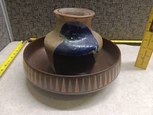 lot 351 image: Stoneware Vase with Candle and Decorative Bowl Set