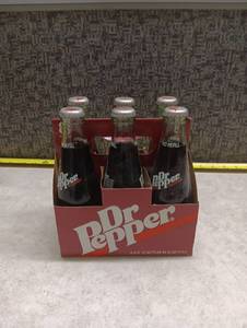 lot 372 image: Dr Pepper 6-Pack Glass Bottles with Carrier