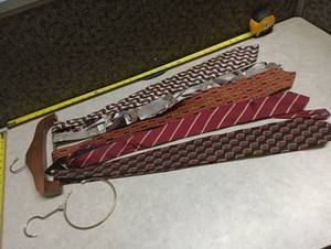 lot 389 image: Lot of 4 Mens Silk Neckties - J.Z. Richards & Briar Brands plus hanger