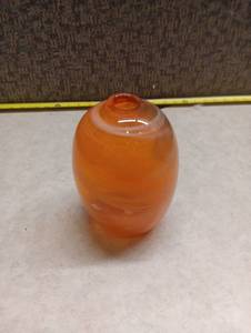 lot 390 image: Amber Orange Art Glass Bud Vase - slightly bubbled up