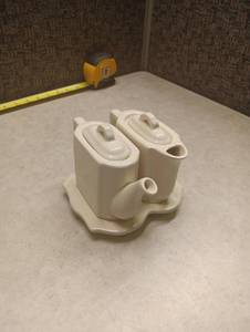 lot 407 image: Restoration Hardware Ceramic Sugar and Creamer Set with Tray