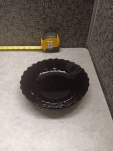 lot 410 image: Black Amethyst Glass Scalloped Edge Bowls - Set of 2