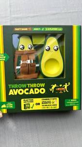 lot 888024 image: Throw Throw Avocado Dodgeball Card Game