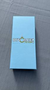 lot 888036 image: Divorce The Game Card Game