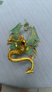 lot 888092 image: Gold Dragon Ornament with Green Wings