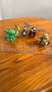lot 888130 image: Mixed Fantasy Dragon and Creature Mini Figures Set of 5