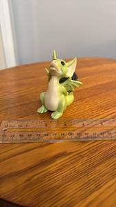 lot 888138 image: Whimsical Dragon Figurine Holding Cookie - What Cookie by Harmony Kingdom