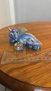 lot 888151 image: Mood Dragons Overthis Limited Edition Figurine with Crystal Ball