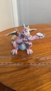 lot 888152 image: Mood Dragons Coy Limited Edition Dragon Figurine