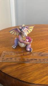 lot 888153 image: Mood Dragons Huffy Limited Edition Figurine