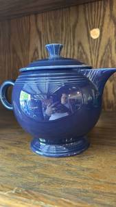 lot 6514 image: Vintage Fiesta Large Teapot in Original Cobalt Blue Glaze  Circa 1936-1946