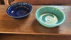 lot 6544 image: Fiesta HLC Cobalt Blue and Turquoise Cereal Bowls Set of 2