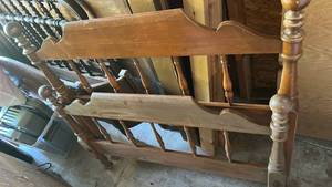 lot 6479 image: Solid Wood Twin Spindle Bed Frame with Turned Post Headboard and Footboard