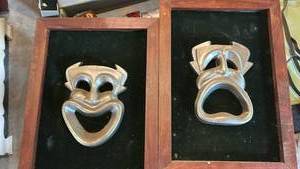 lot 60610 image: Comedy and Tragedy Theater Mask Bottle Openers in Wooden Display Boxes 10x15