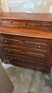 lot 60624 image: Antique Solid Wood Chest of Drawers with Carved Detail and Removable Top Jewelry Box and ornate mirror with side shelves